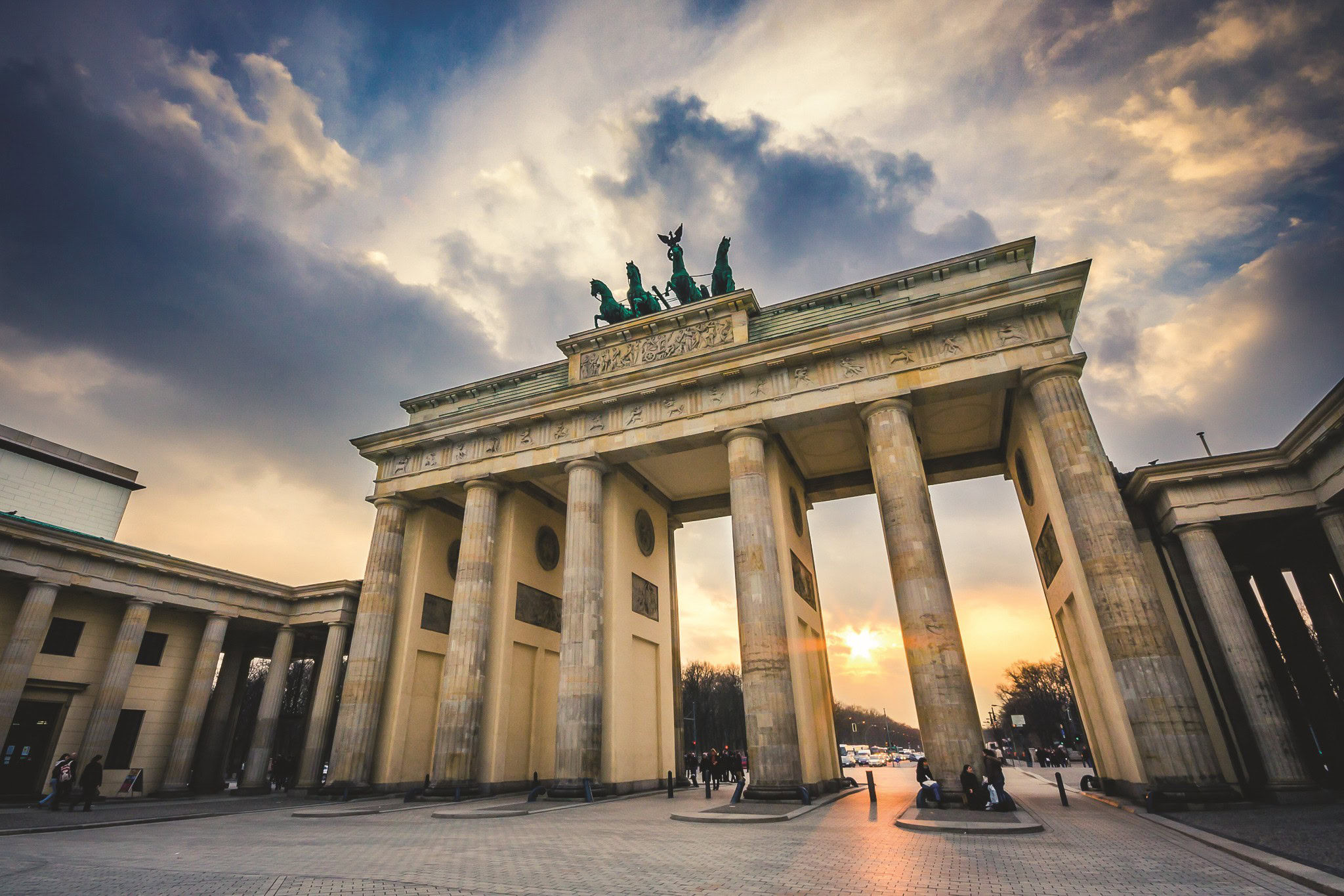 Brandenburg Gate. <em>Credit: Modes Rodríguez, Flickr (CC BY-NC-ND 2.0)</em>