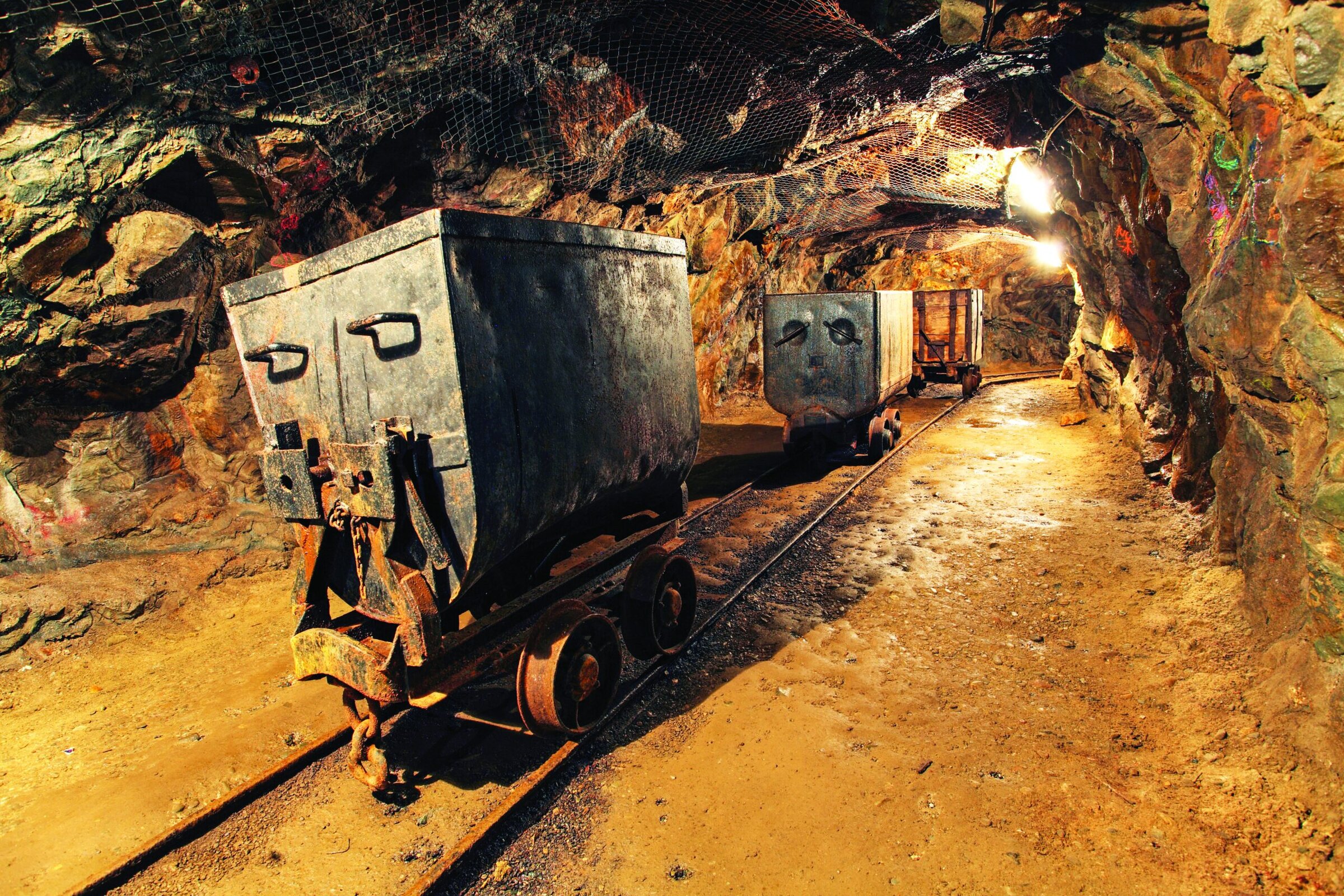 Mining cart underground