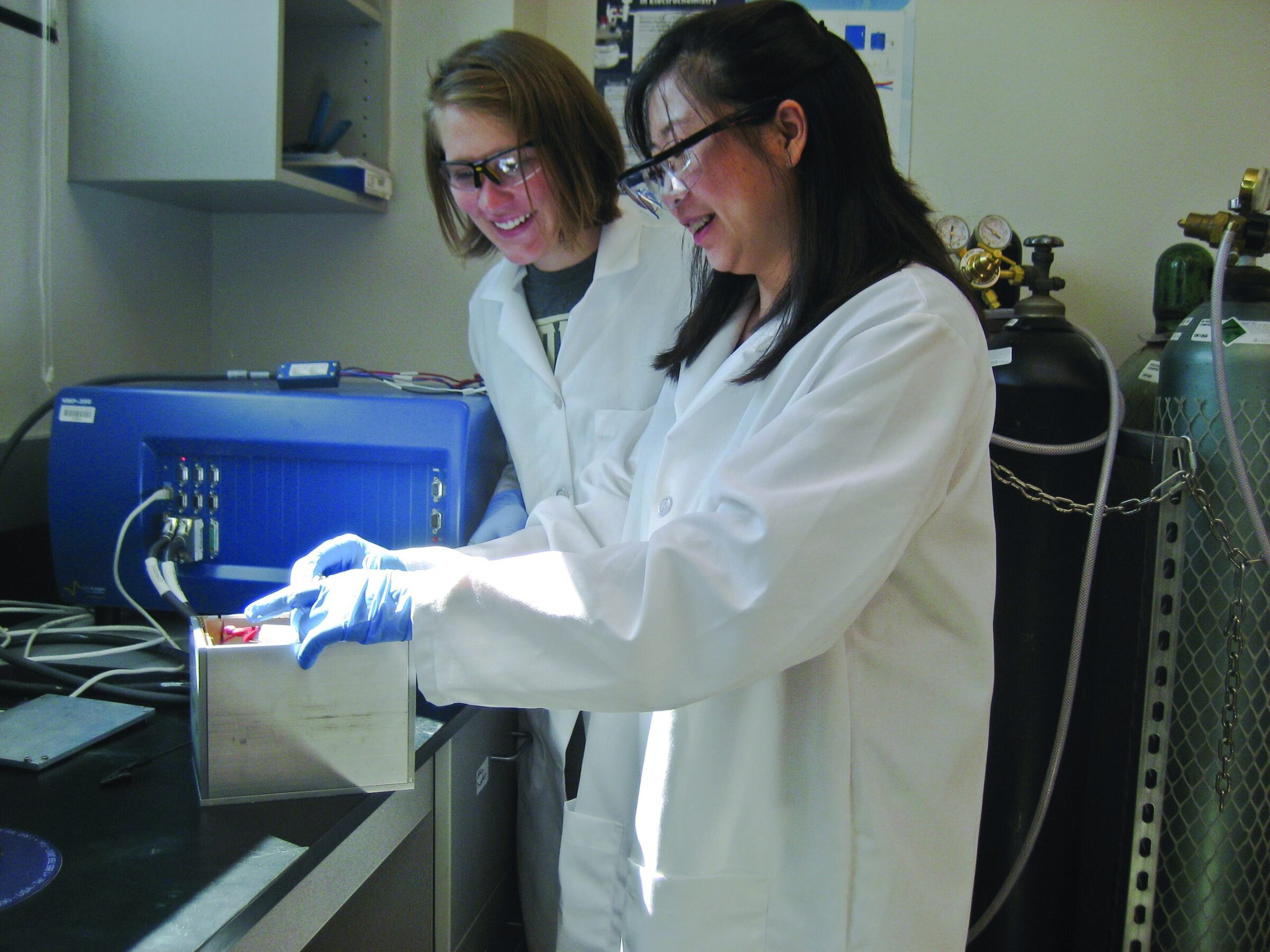 Innovative ceramic materials research by scientists using scientific laboratory equipment.
