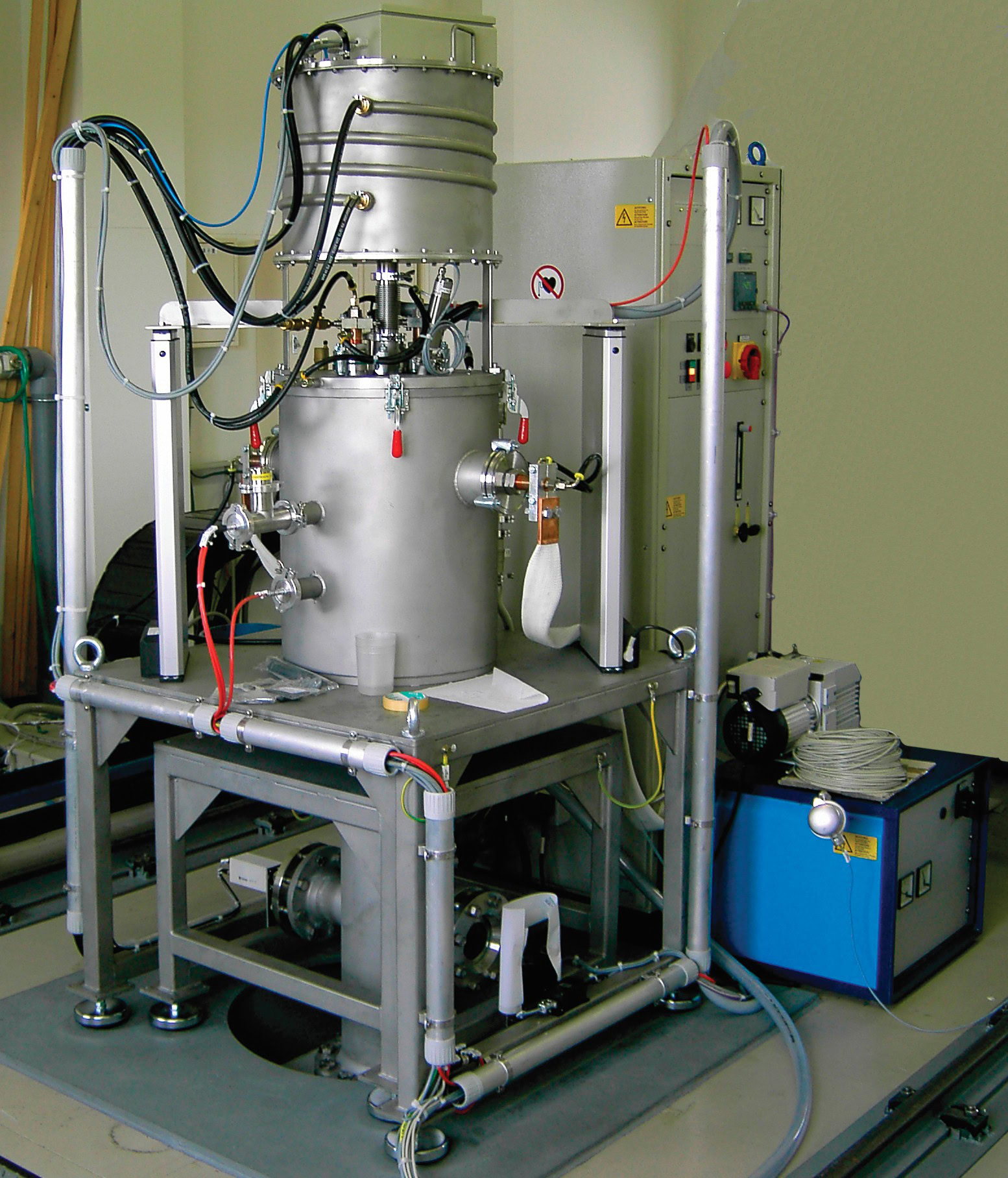 Advanced ceramics research equipment for high-temperature testing and materials development.