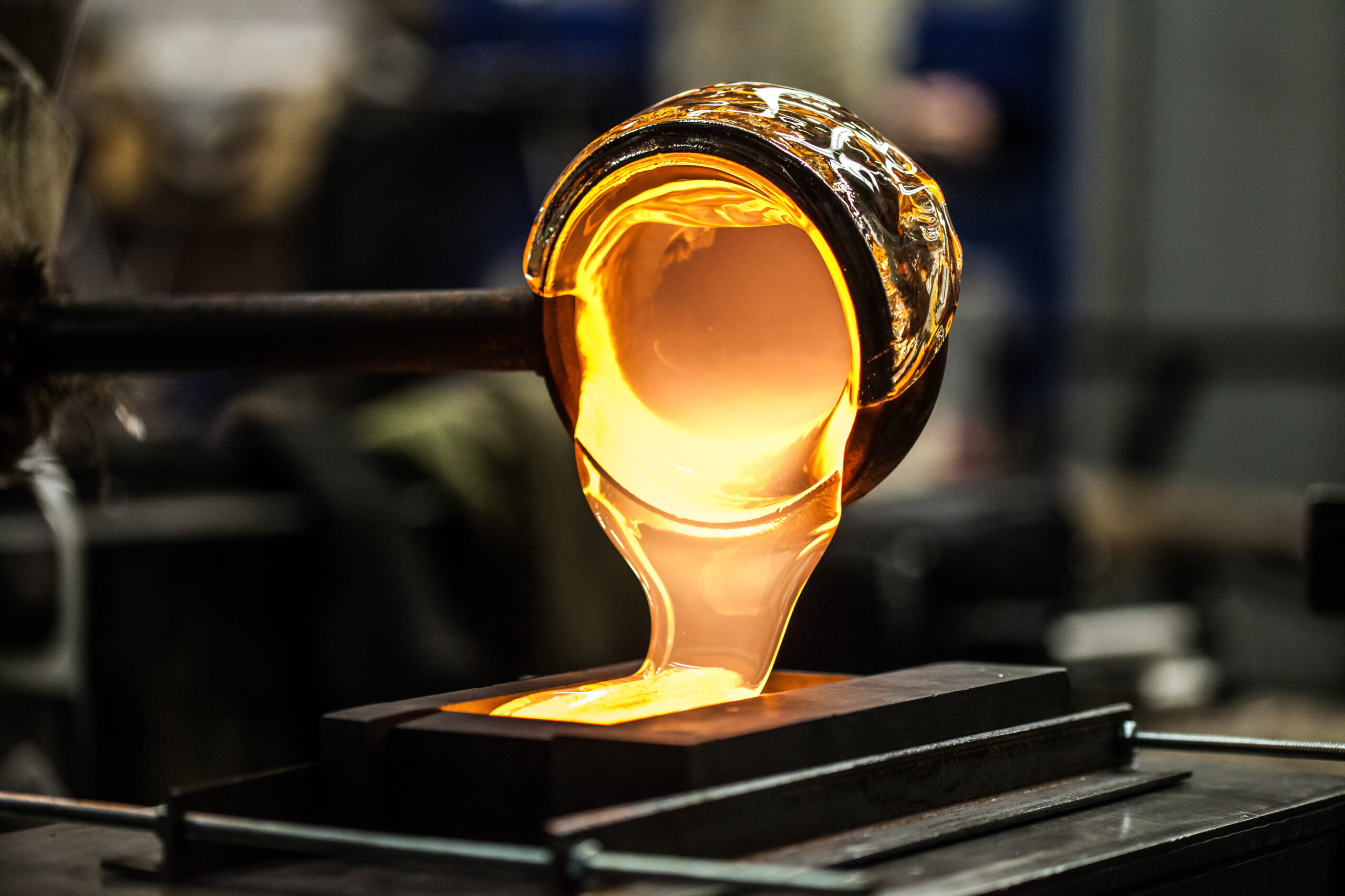 Pouring molten glass